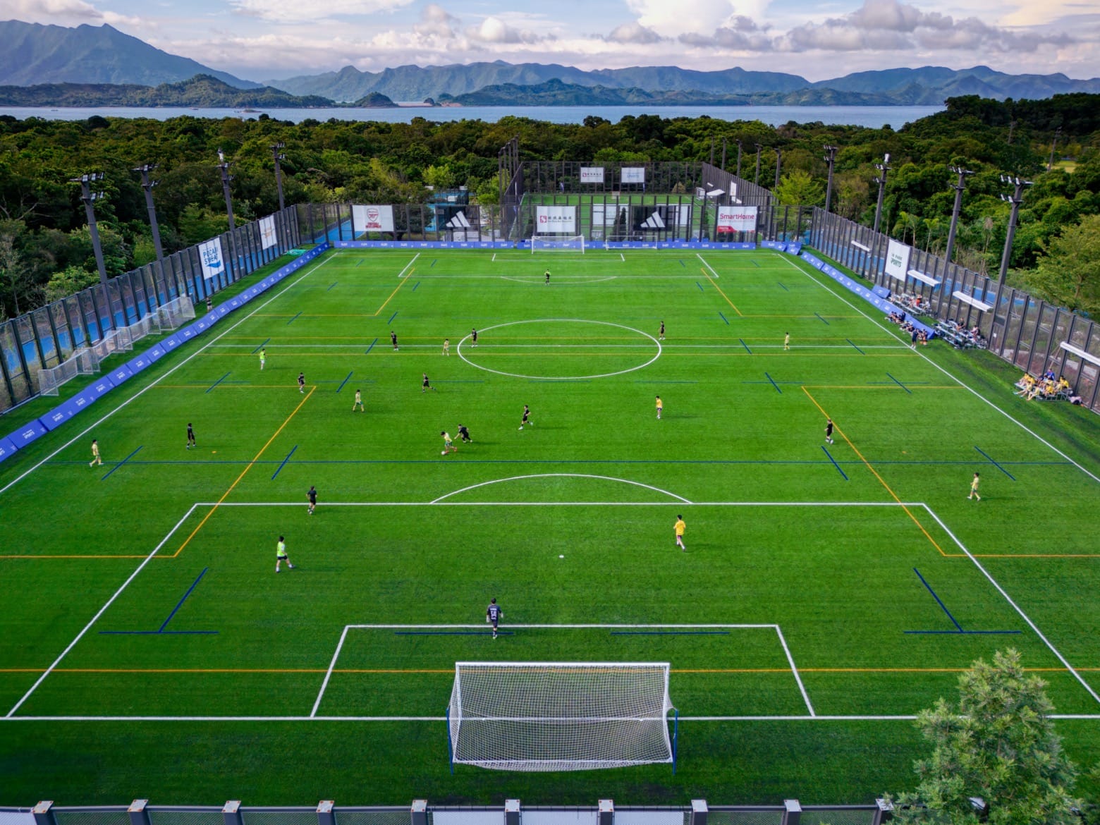 英超爆冷：利兹联3-1切尔西，内托破门难救主